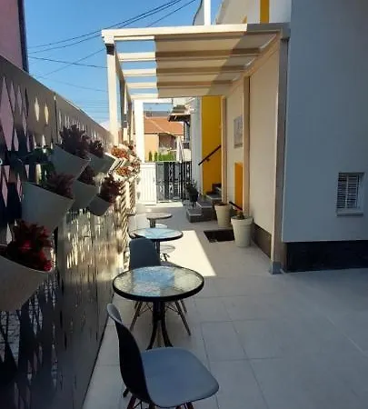 Konukevi Storia Ni